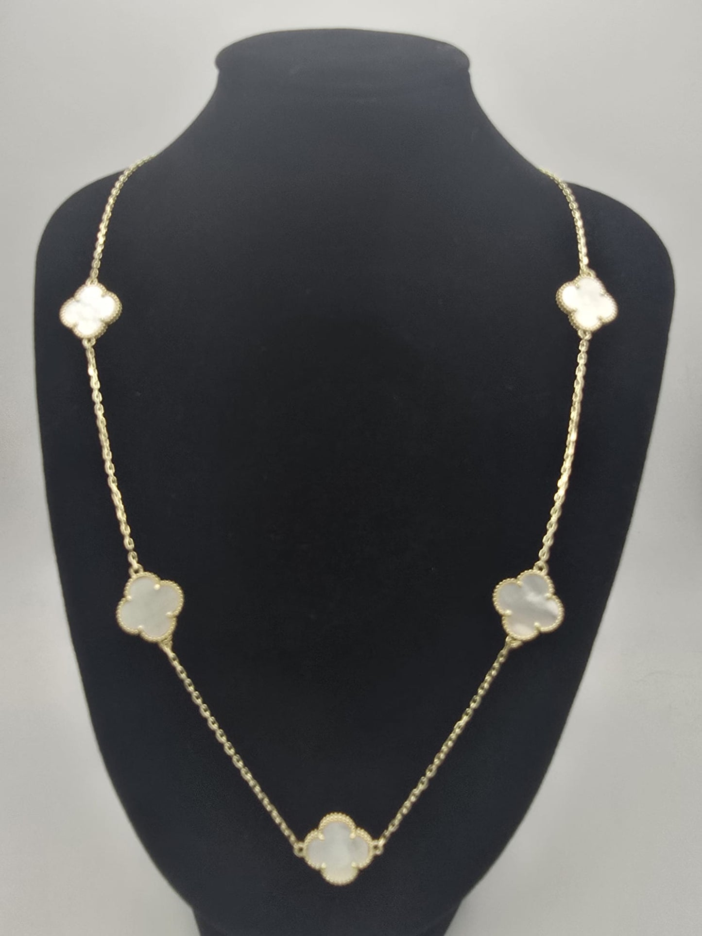 Cadena 5 trebol 10k resin Size 19x1 Weight 7