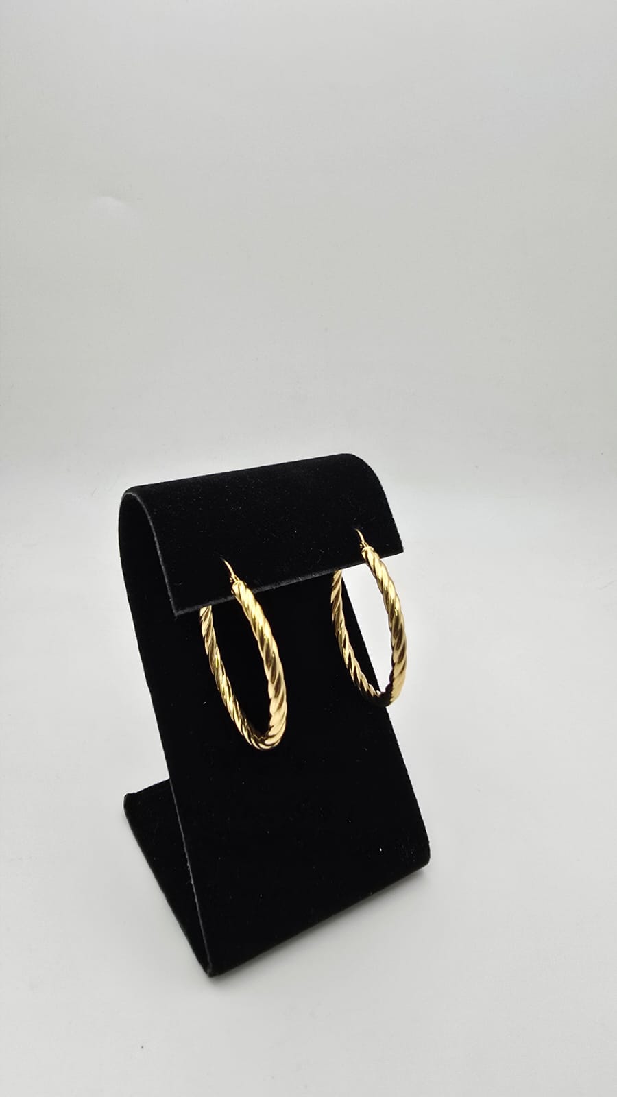 Aretes argollas lisas torcidas 10k Size 25.5/ 3 Weight 1.45