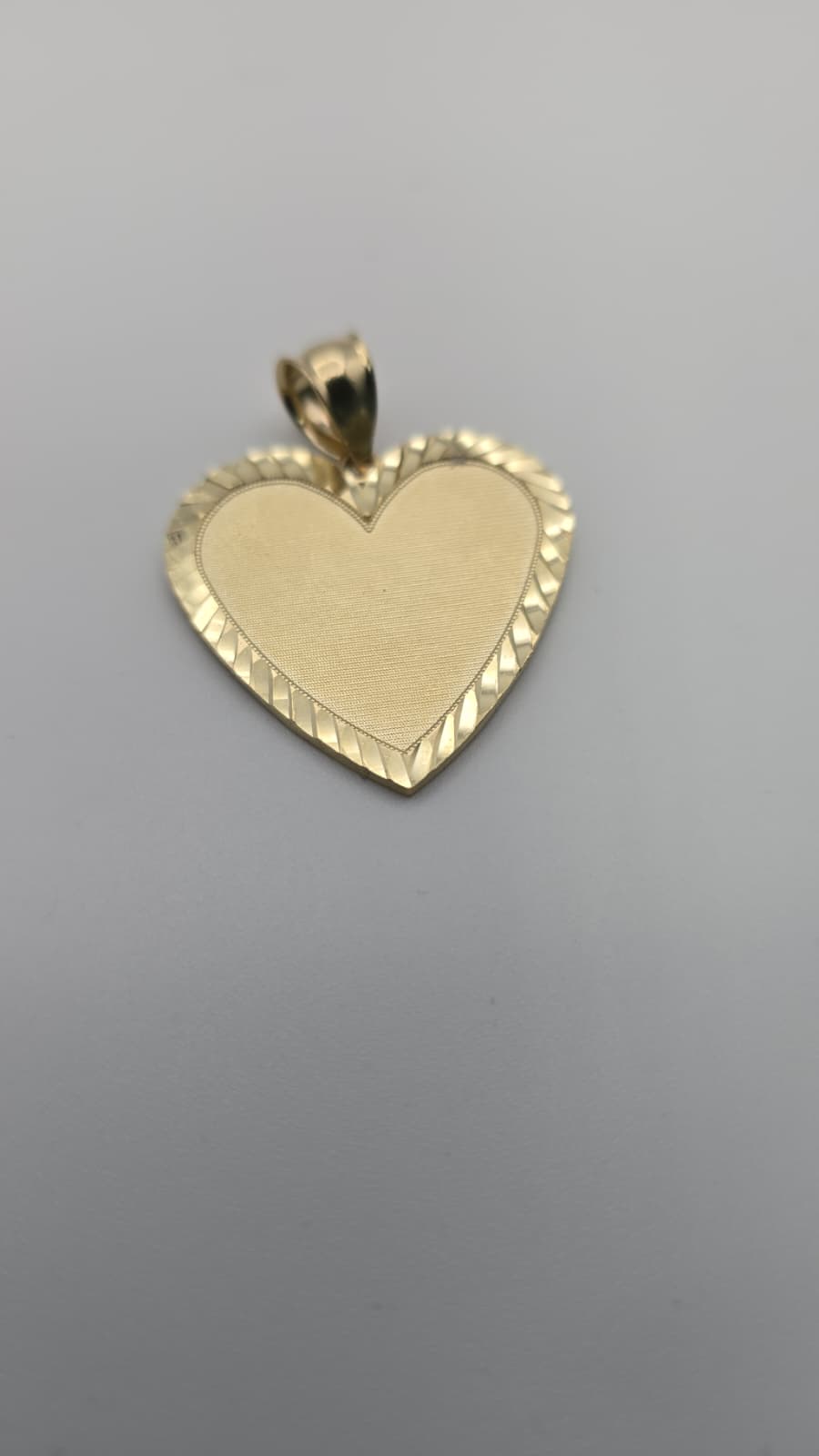 Dije corazon foto 10k Size 31 Weight 4.60