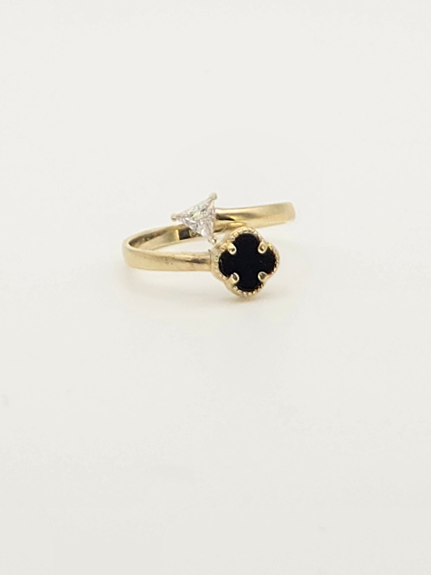 anillo mujer trebol negro flecha