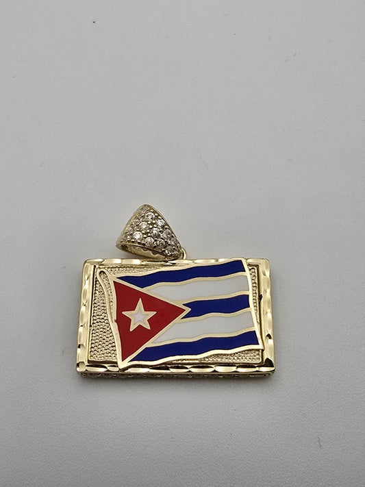 Dije bandera cuba 10k Size 20.5 Weight 7.21
