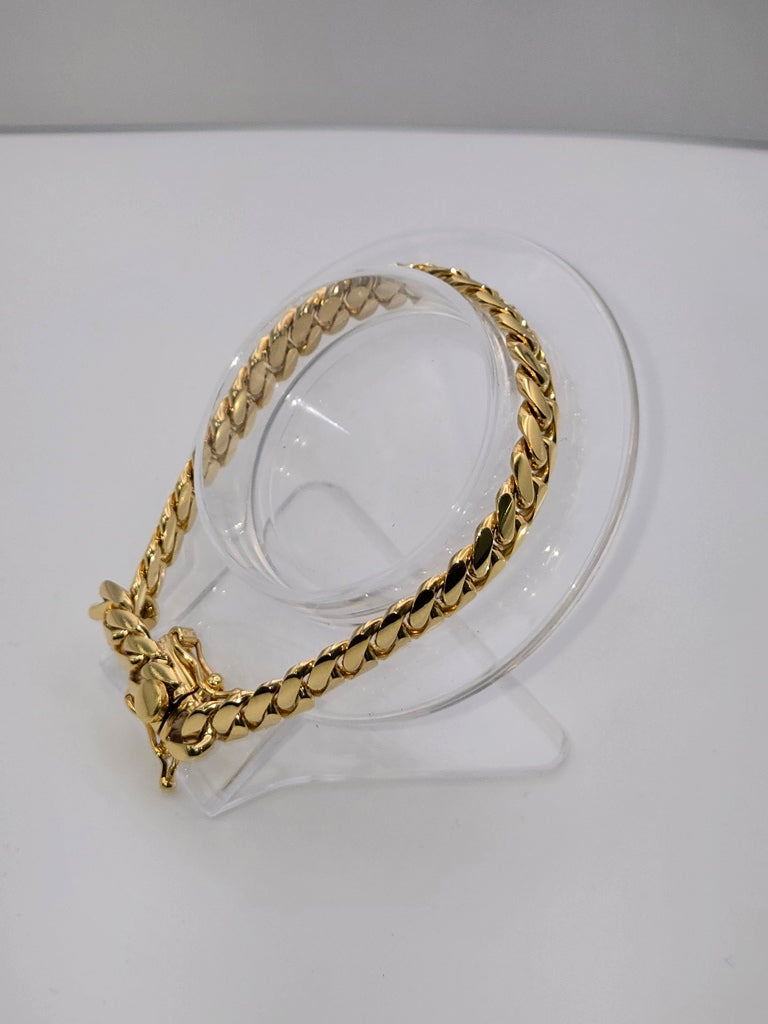 pulsera cubanita 10k Size 8x9mm Weight 41.4