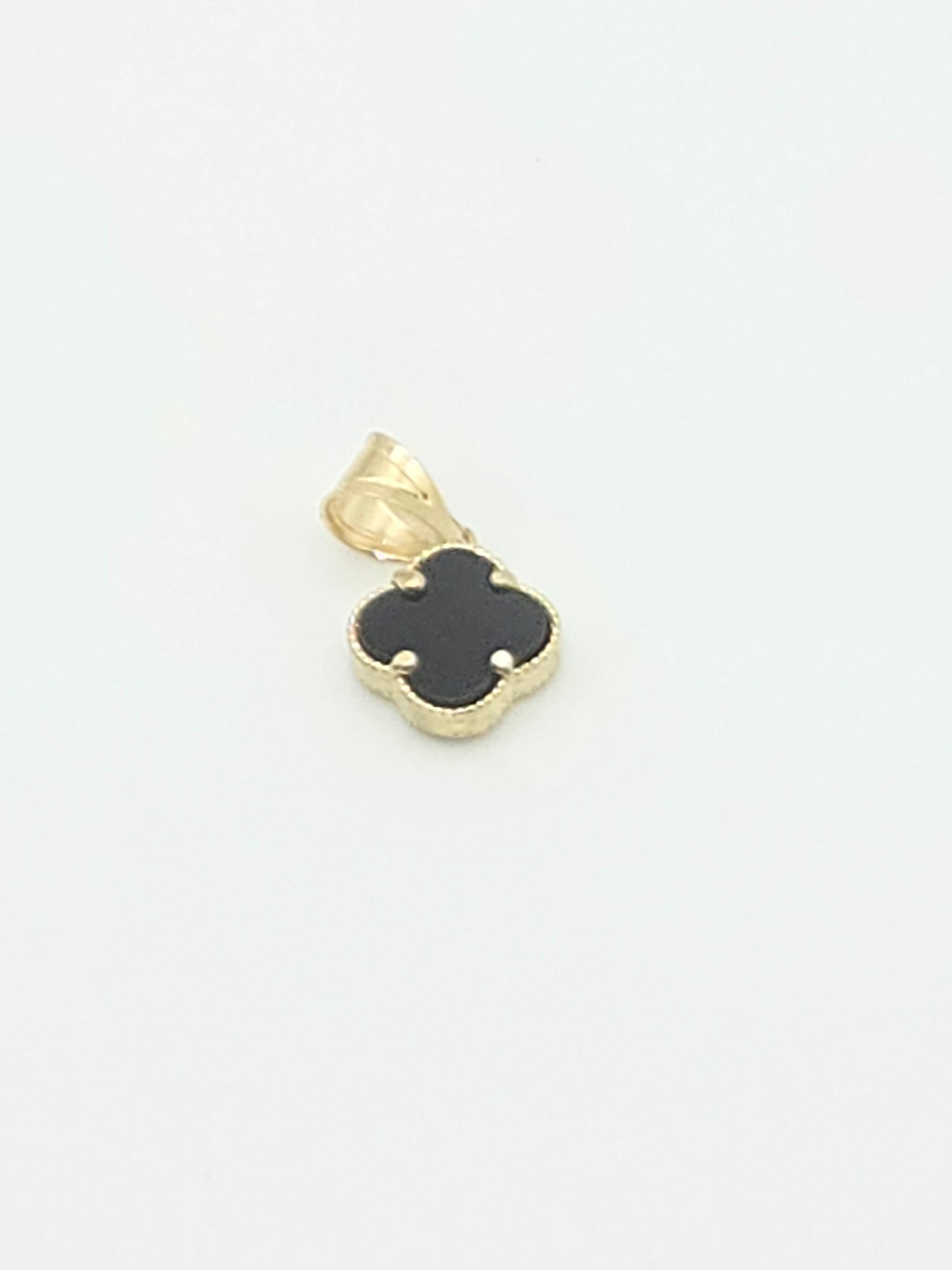 dije trebol negro small 10mm