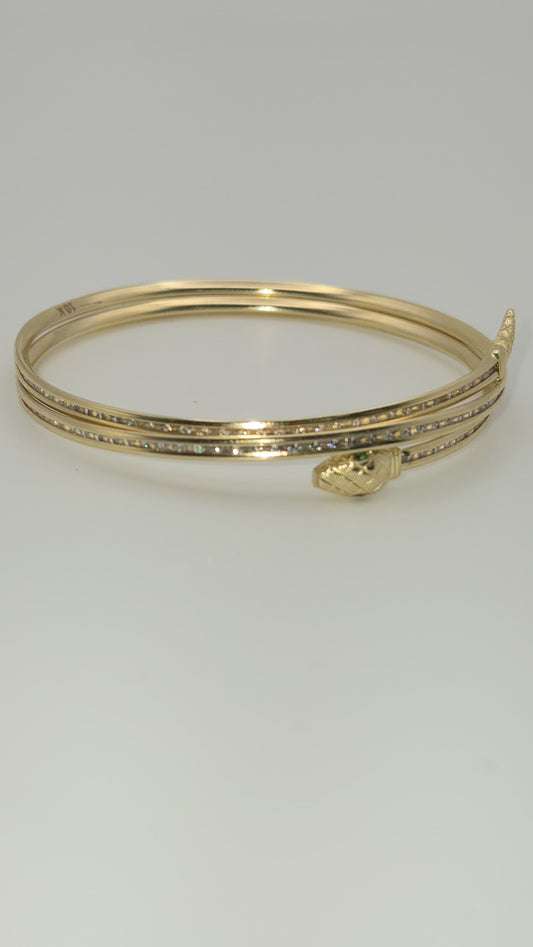 Manilla muelle serpiente 10k Size 5.5 Weight 6.65