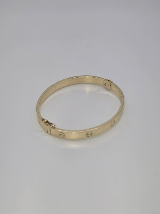 Manilla tornillo 10k Size 7 Weight 7.44