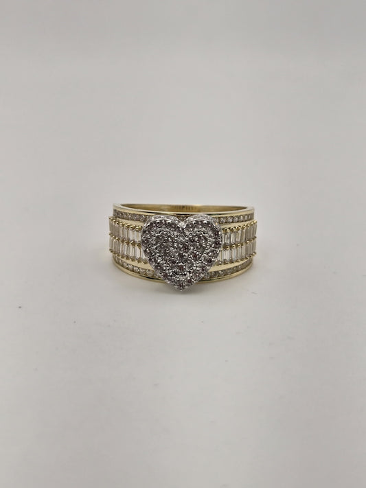 Anillo princesa 10k Size 7 Weight 4