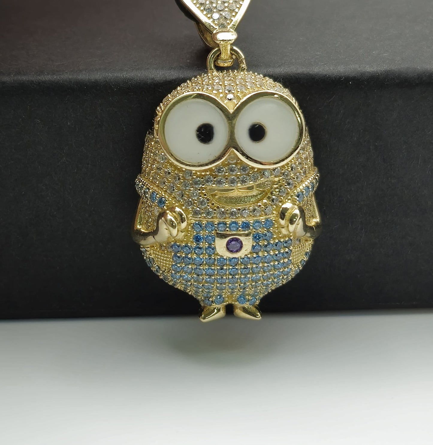 Dije Cartoon Minion 10k varias Size 25 Weight 7.12