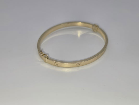 Manilla tornillo fino 10k Size 7 Weight 5.00