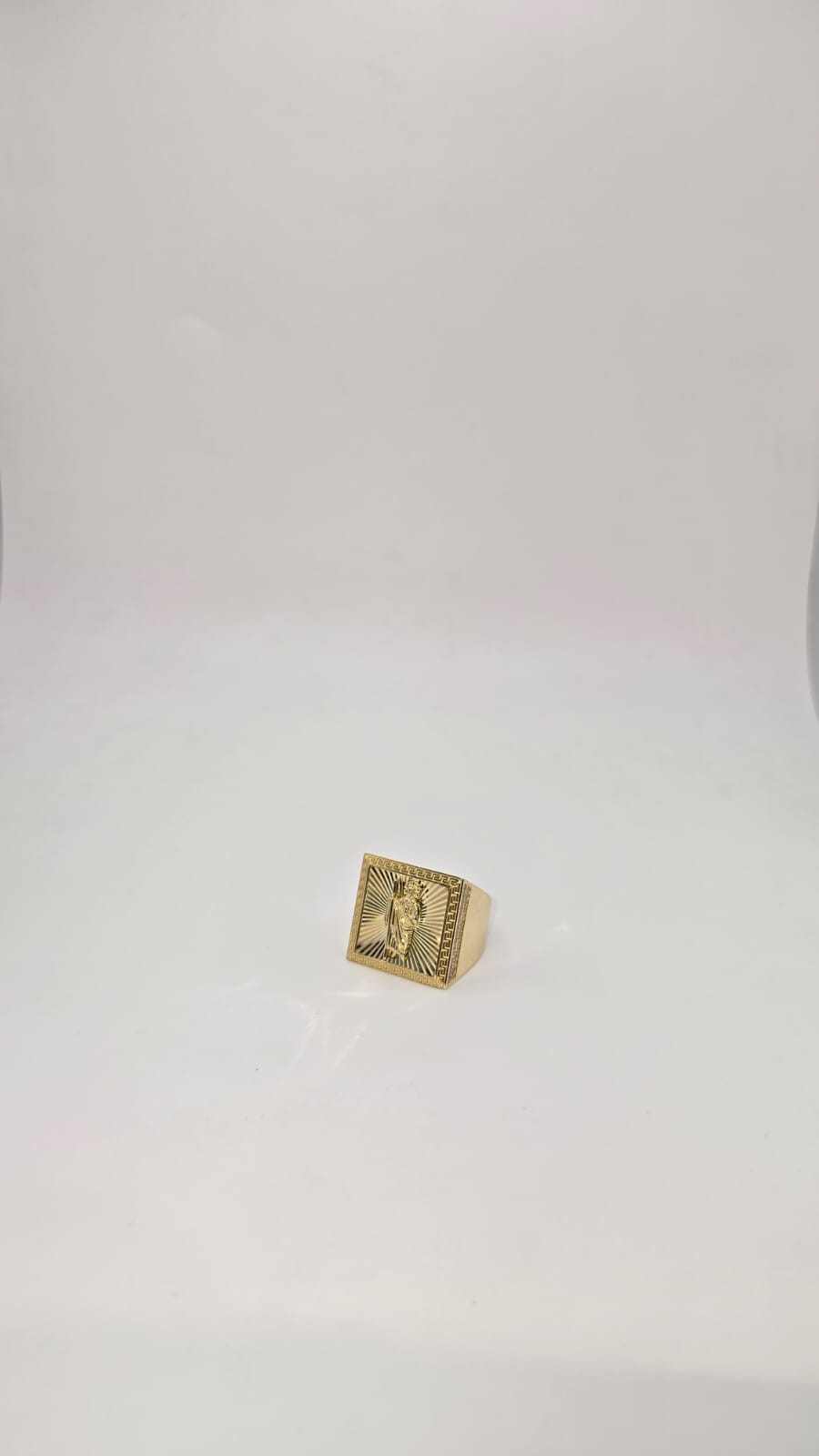 Anillo corona 10k Size 11.5 Weight 12.90