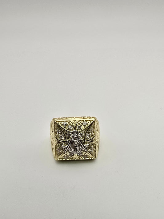 Anillo mason 10k Size 11 Weight 12.69