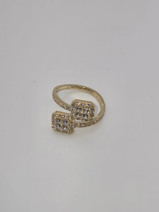 Anillo women 2 cuadros 10k Size 7.5 Weight 3.04