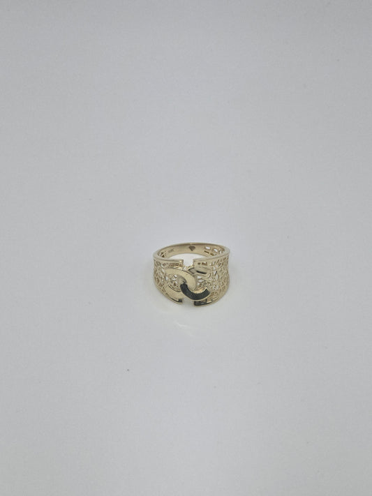 Anillo fancy cc 10k Size 8+ Weight 3.2