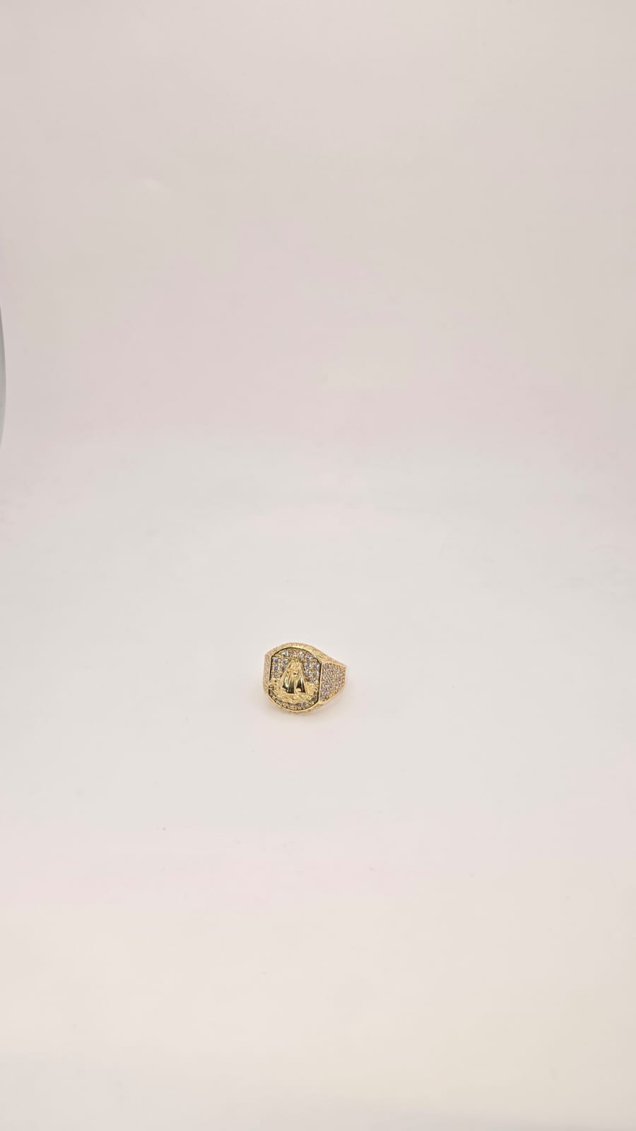 Anillo virgen piedras 10k Size 10.5 Weight 9.22