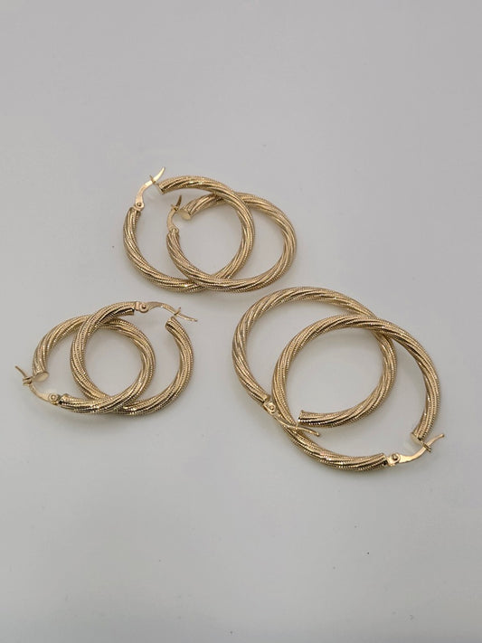 Aretes argollas nevadas torcidas 10k Size 3 cm Weight 1.6