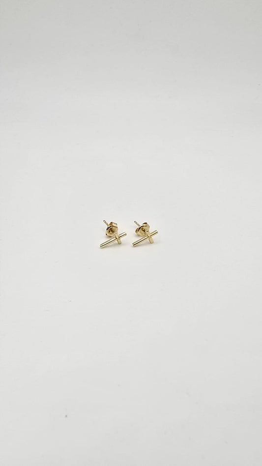 Aretes cruz lisa 10k Size 11 Weight 1.10