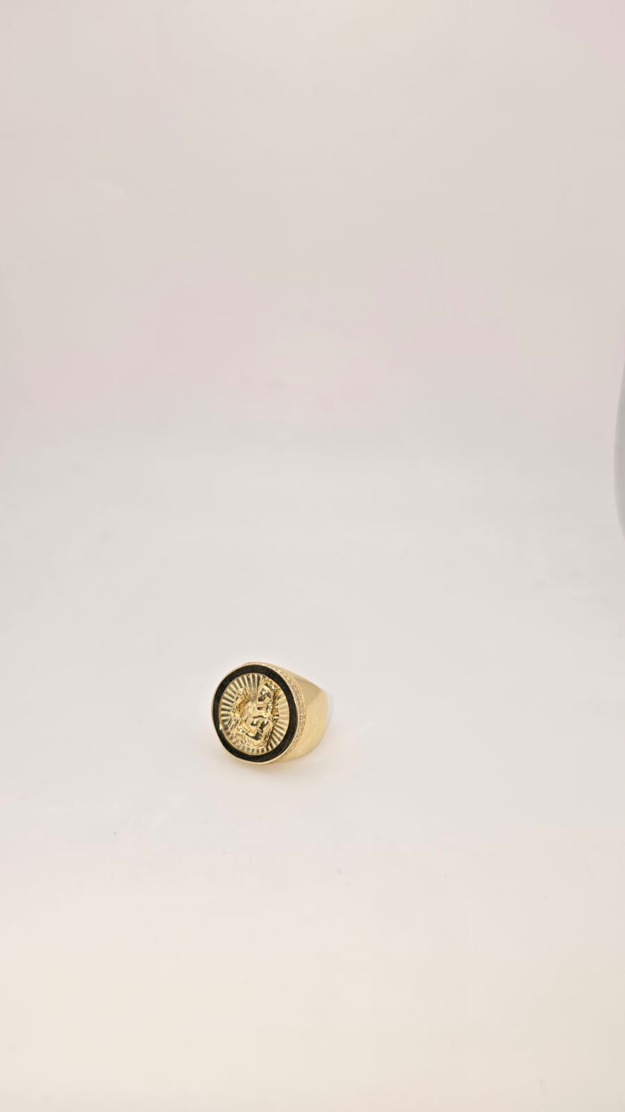 Anillo santa barbara 10k Size 11 Weight 10.46