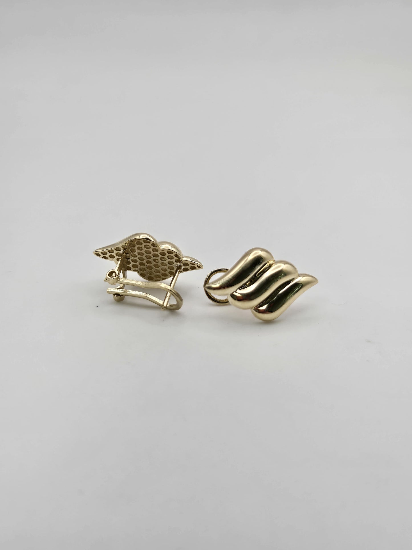 Anillo omega 10k Size 15 Weight 3.35