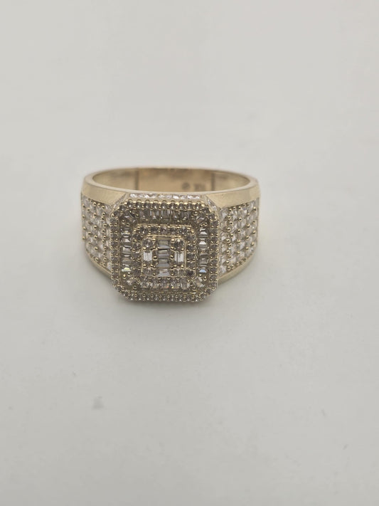 Anillo fancy 10k Size 10 Weight 4.13