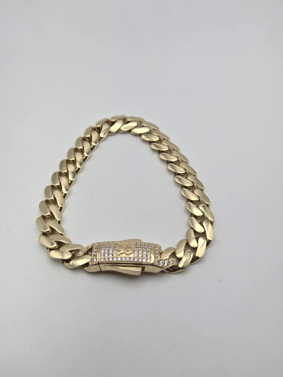 Manilla cuban semi 10k Size 7.5x8 Weight 13.78