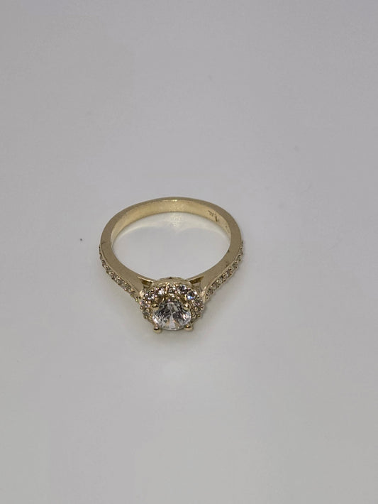 Anillo women comprom 10k Size 7 Weight 3.01