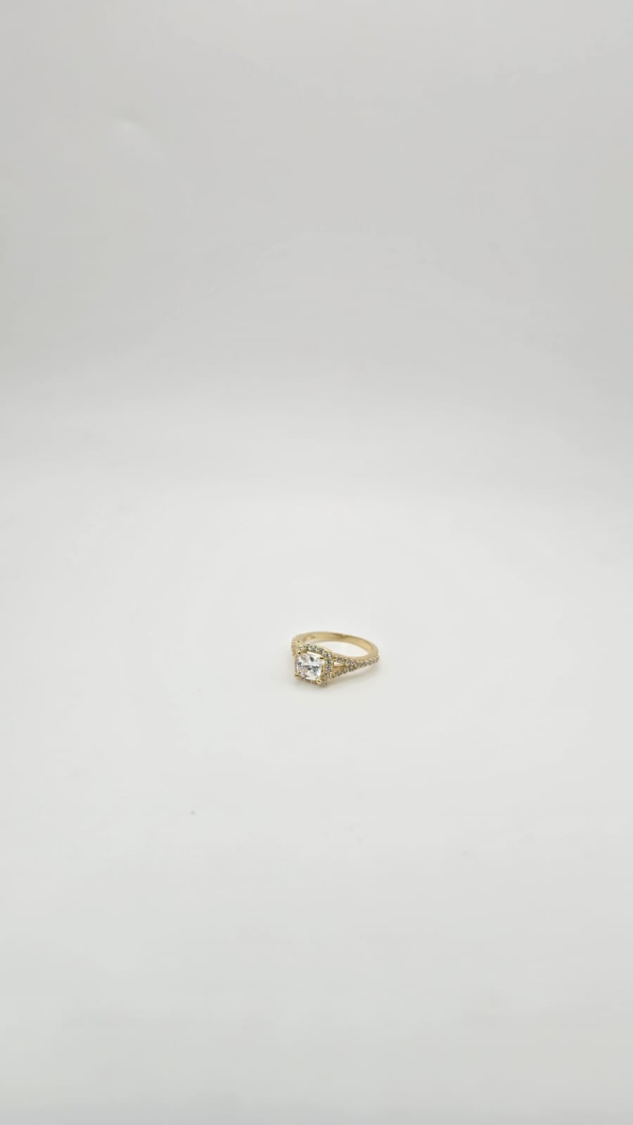 Anillo compromiso 4 10k Size 6.5 Weight 3.64