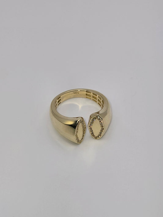 Anillo women 2rombos 10k Size 9 Weight 3.79