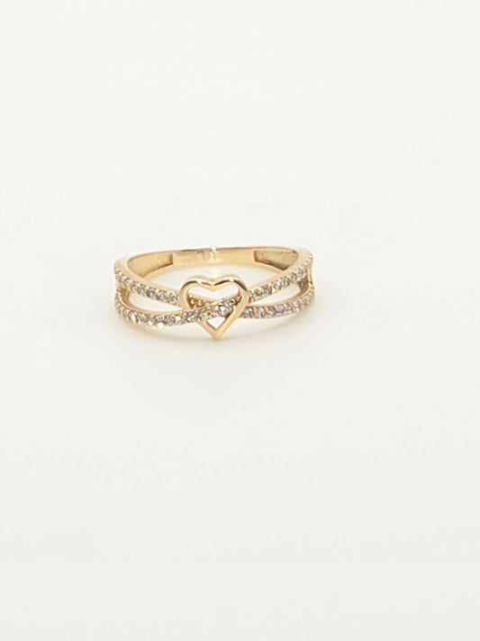 Anillo corazon en centro piedras cruzadas 10k Size 7 Weight 1.65