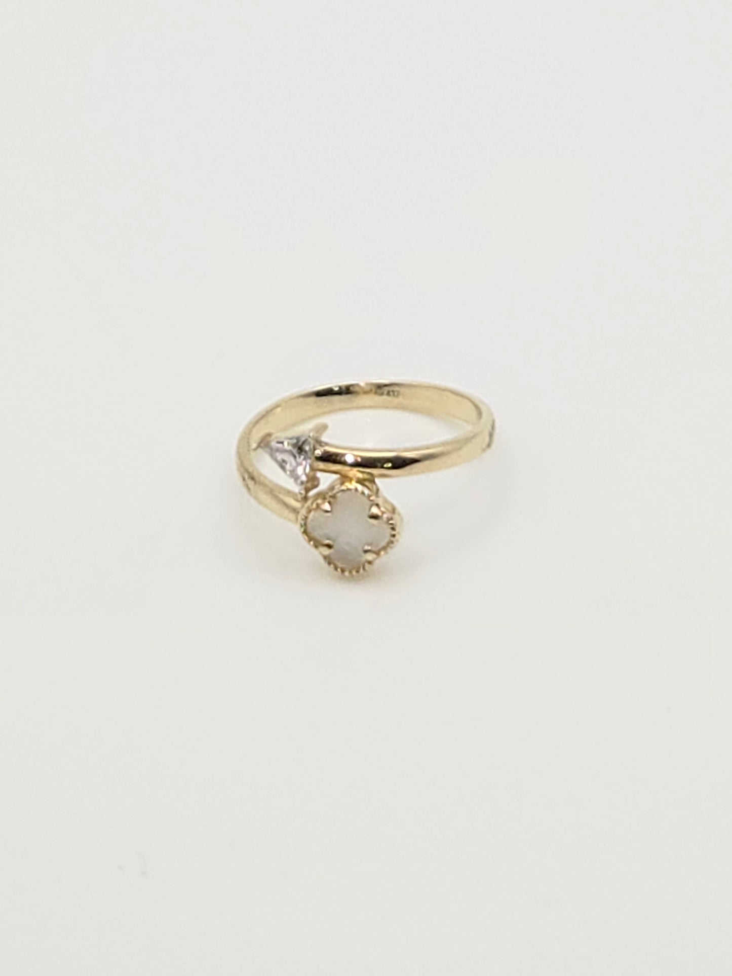 Anillo ita clover 10k Size7 Weight2.04