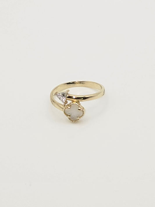 Anillo ita clover 10k Size7 Weight2.04