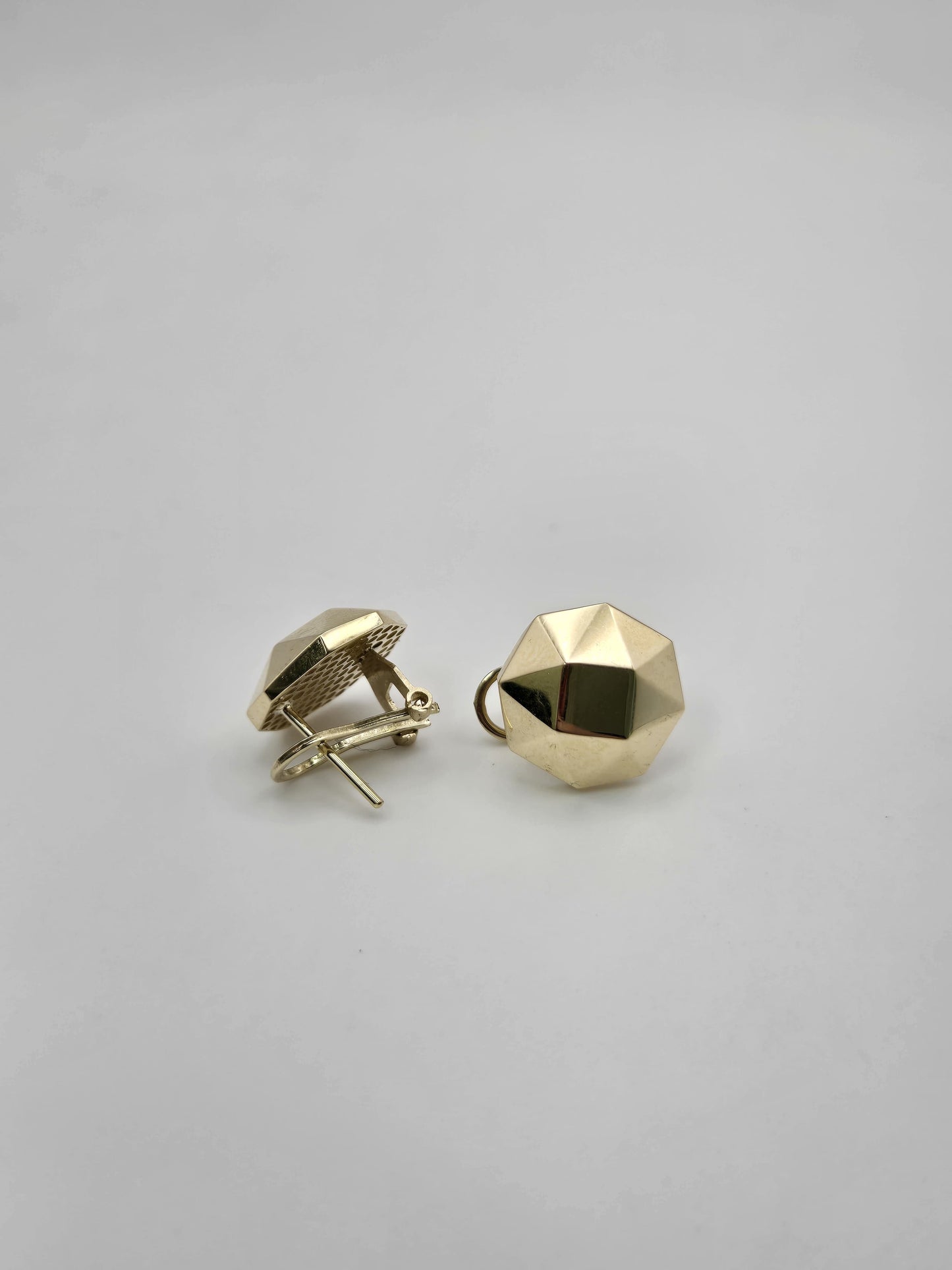 Anillo omega 10k Size 15 Weight 3.35