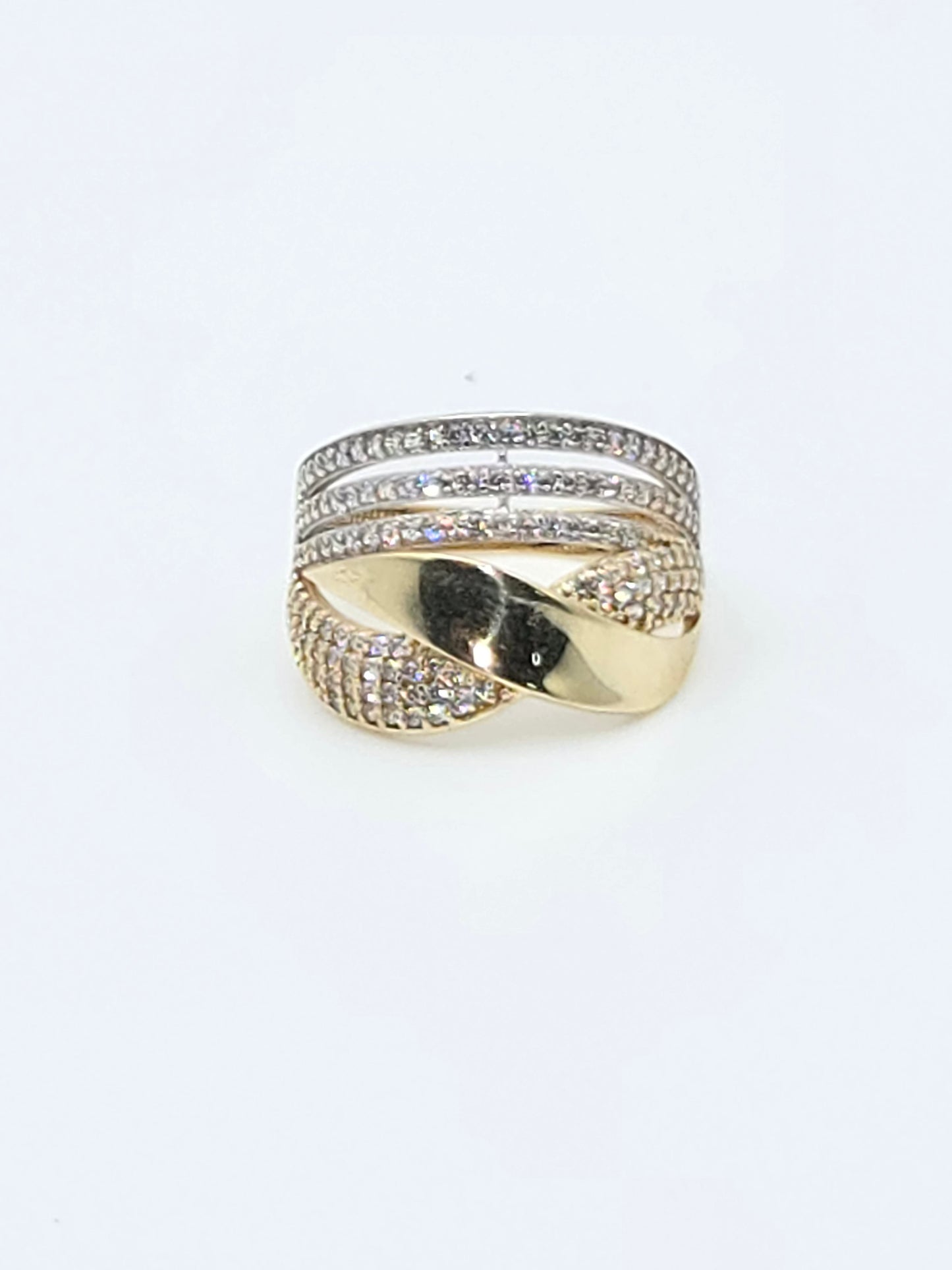 Anillo mujer 10k Size 7 Weight 2.72
