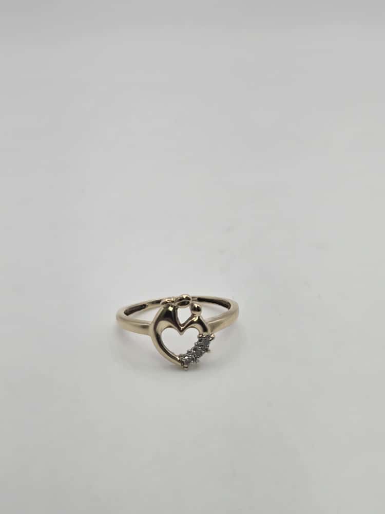 Anillo madre corazon 10k Size 7 Weight 1.56