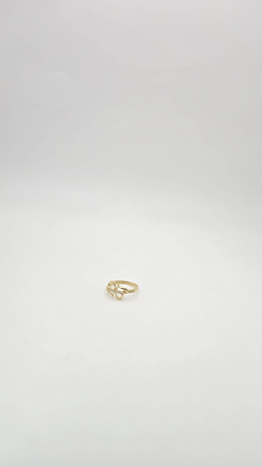 Anillo cora invertidos 10k Size 7.5 Weight 2.20
