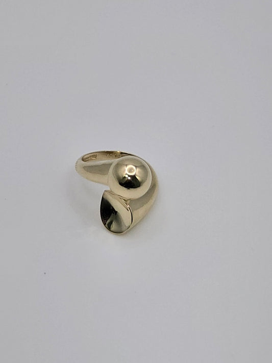 Anillo fancy 10k Size 9 Weight 2.85